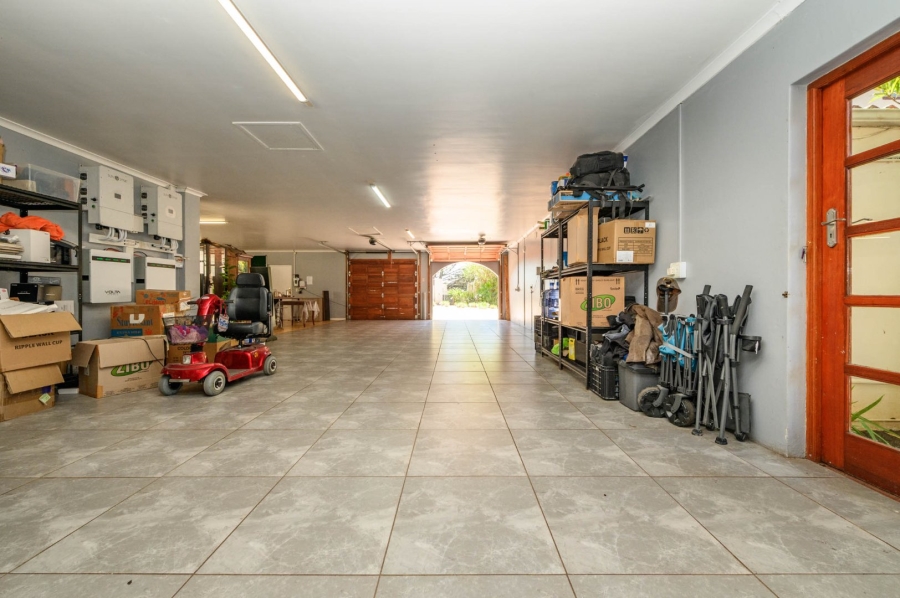 4 Bedroom Property for Sale in Walmer Eastern Cape